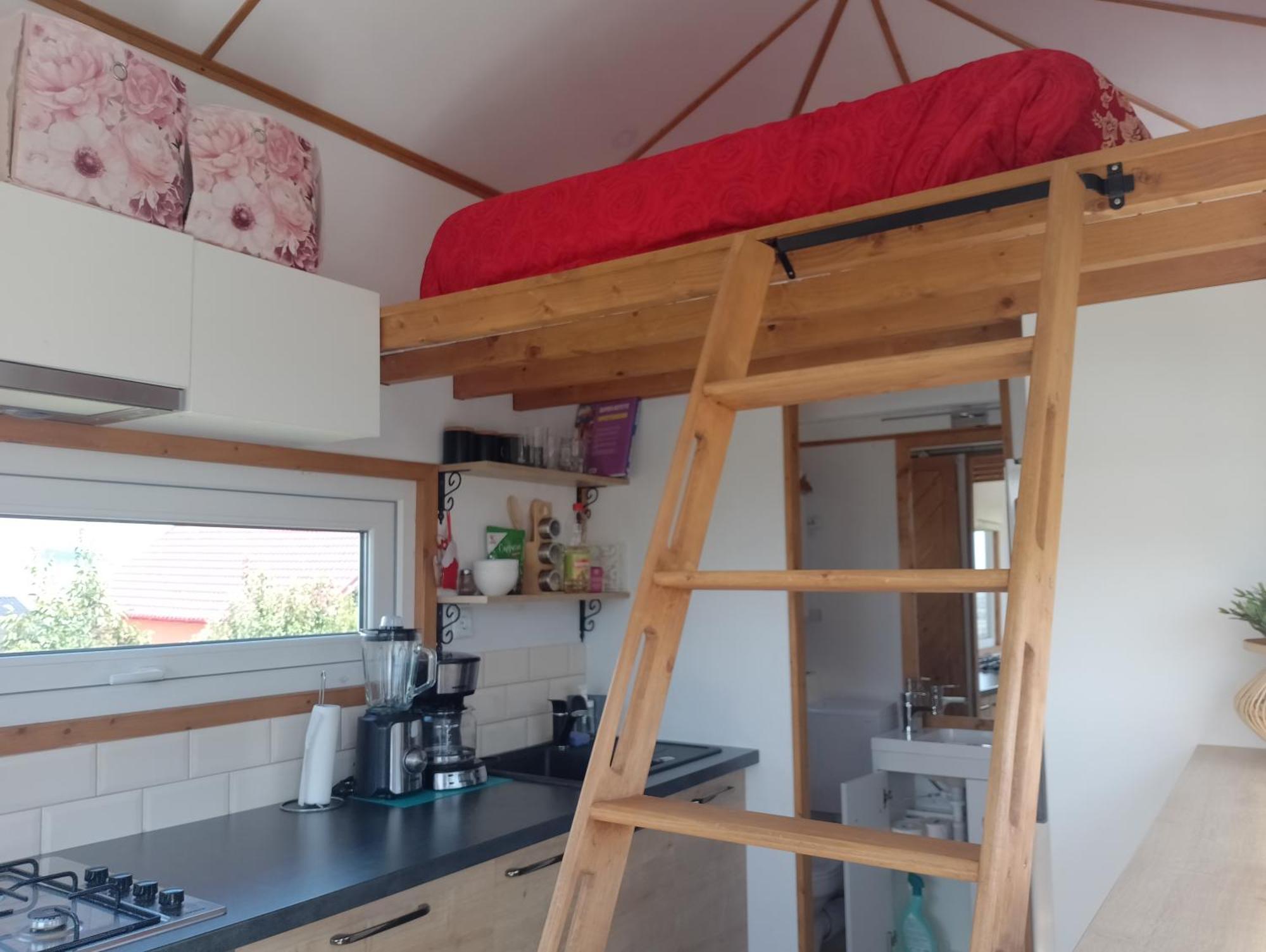 Вилла Tiny House Cluj With Jacuzzi Sinnicoara Экстерьер фото